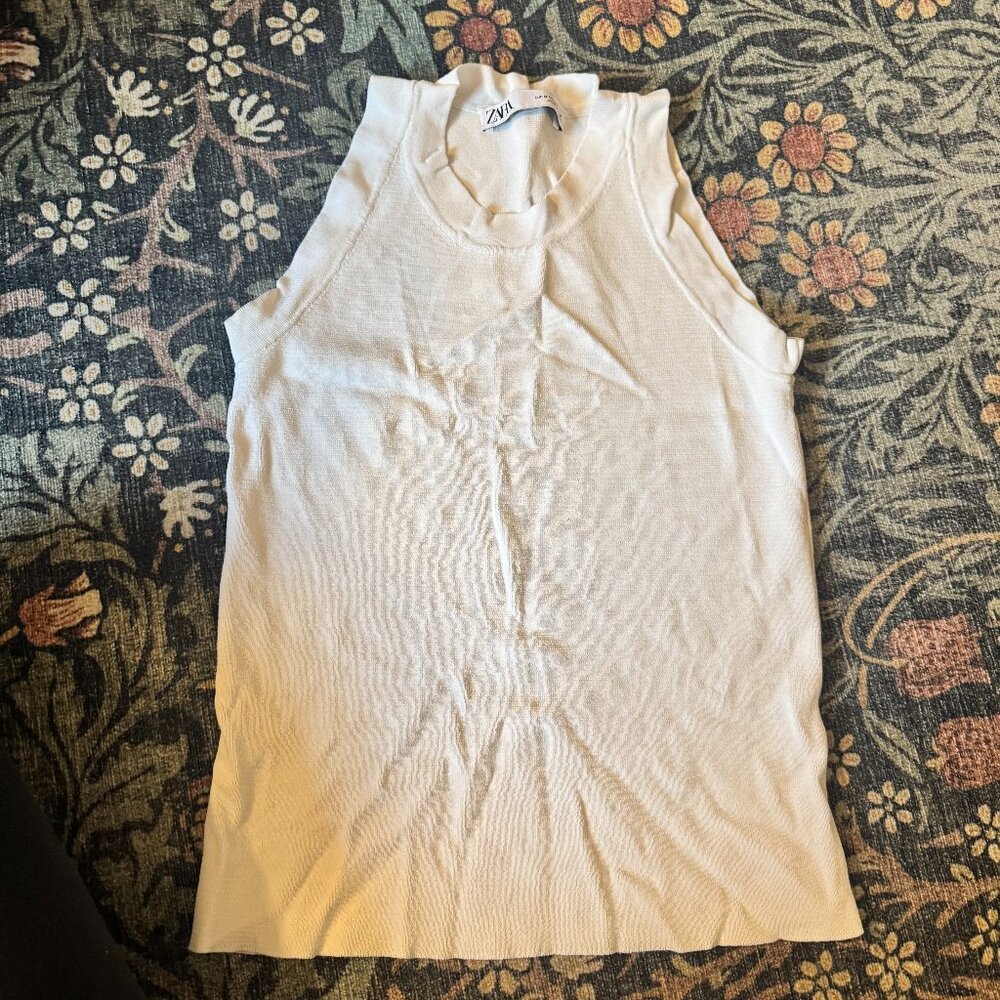Zara Medium White Heavy Knit Tank Top